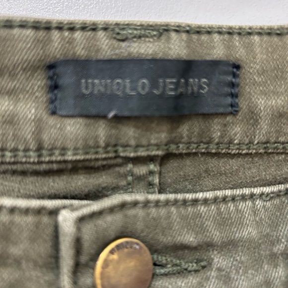 Uniqlo Jeans - Picture 3 of 5